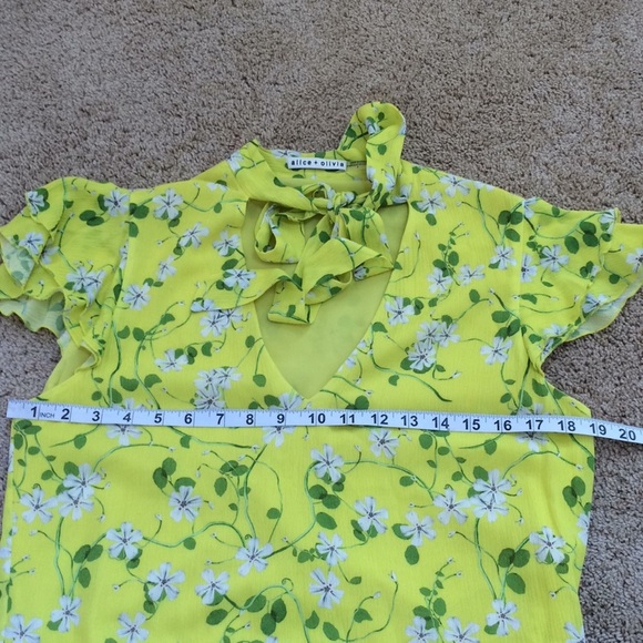 ALICE & OLIVIA Size 6 yellow floral layered dress - Picture 7 of 10